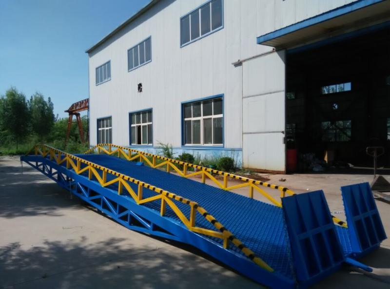 流动登车桥(供应移动式登车桥)