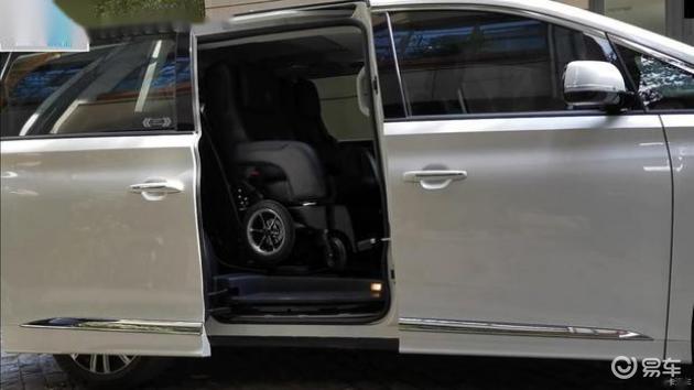 商务车福祉座椅_KODO福祉车辆轮椅系统_汽车残疾人轮椅升降机