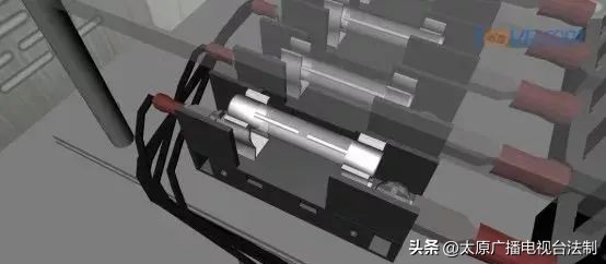 萍乡升降货梯1吨铁疙瘩，保养做不对分分钟让你跪