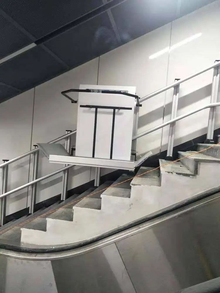 解决方案:别再让残障人士‘爬’山了！这家无障碍升降机厂家早该火了