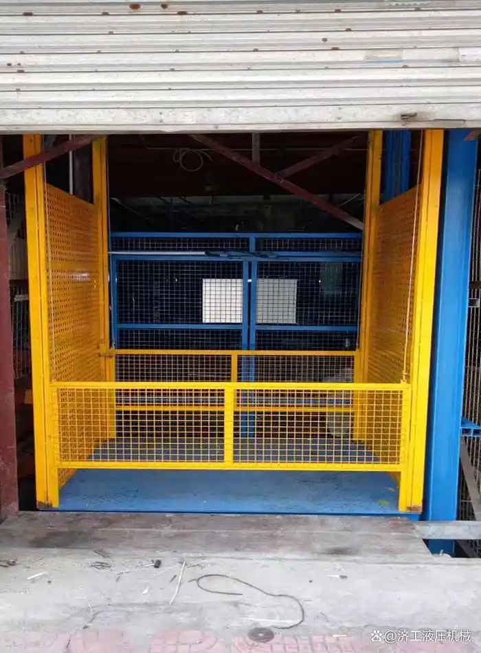 货梯平台动态承重性能_厂房货梯升降机承重分析_如何确保升降货梯的安全性能